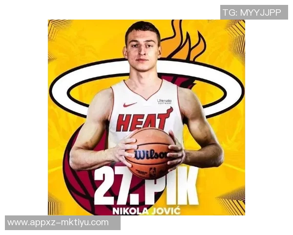 哈克斯盛赞约维奇潜力无限称其为球队带来全新战术活力 哈克斯盛赞约维奇潜力无限称其为球队带来全新战术活力