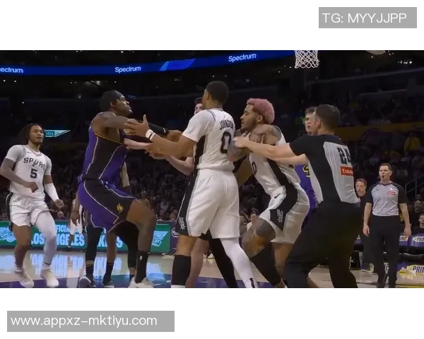 赛后冲突引发热议索汉回应范德彪情绪失控称只是友好交流 赛后冲突引发热议索汉回应范德彪情绪失控称只是友好交流